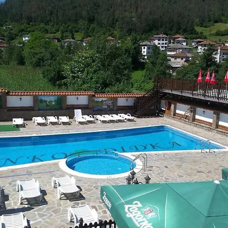 Комплекс Родопски Рай Gæstehus Smilyan (Smolyan)
