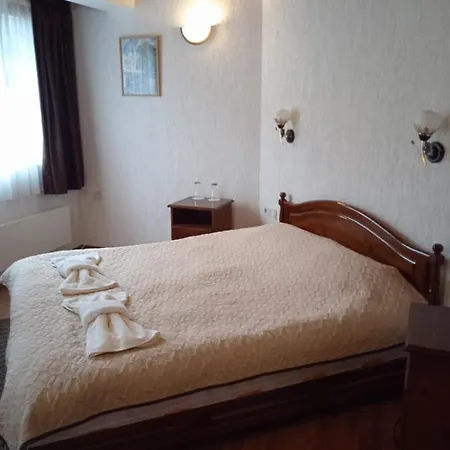 Комплекс Родопски Рай Gæstehus Smilyan (Smolyan)