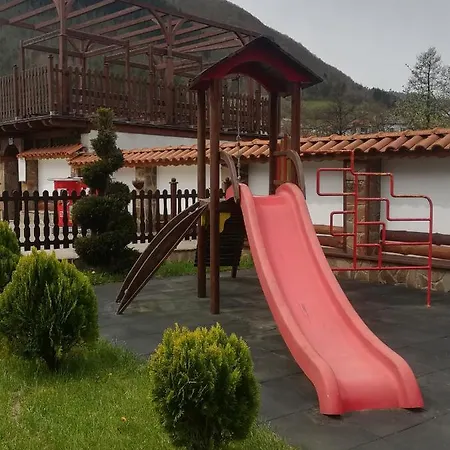 Комплекс Родопски Рай Gæstehus